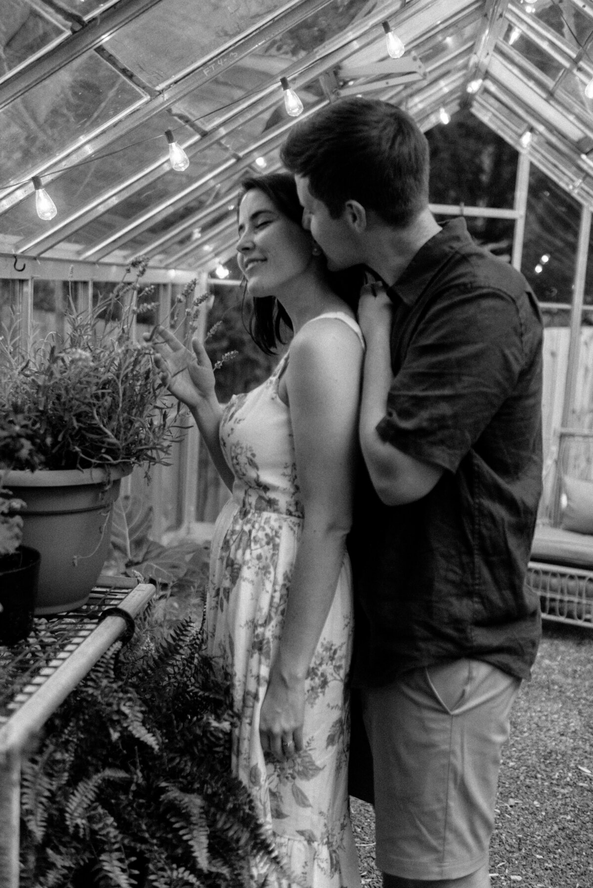 GreenhouseGardenEngagement_InHomeSession_TaylorNicollePhoto-26