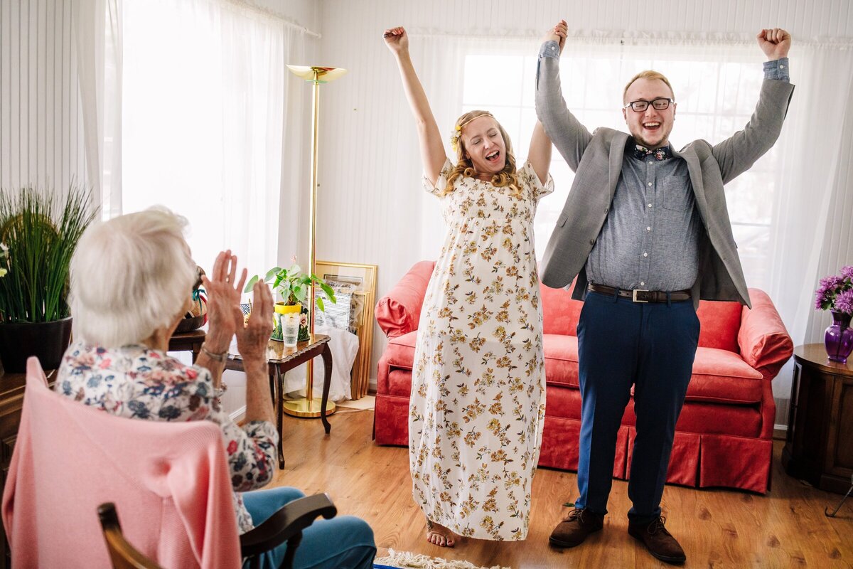 wedding-in-grandmas-living-room