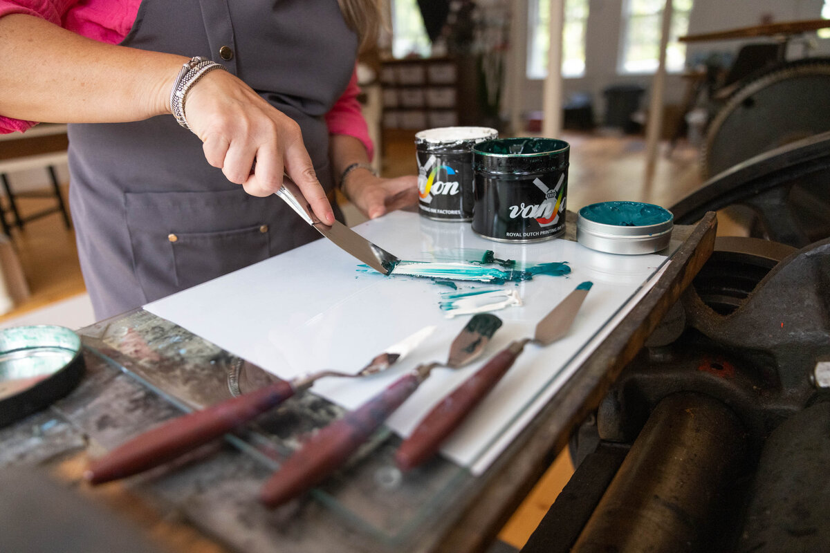 ma-brand-photography-for-calamint-paper-co