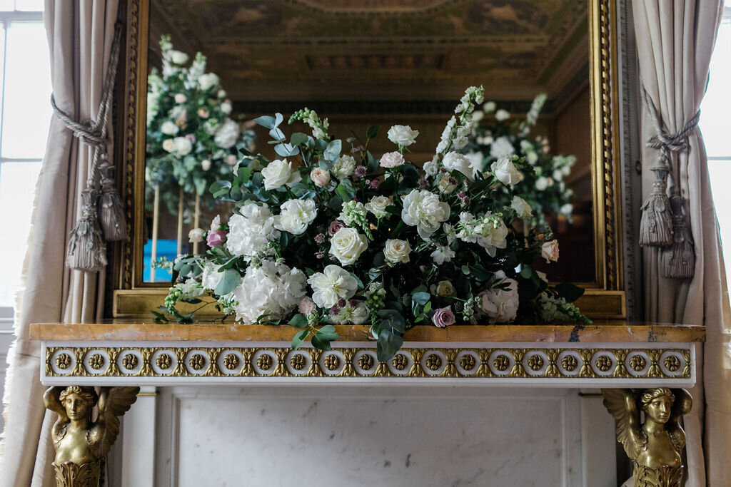 castle garland edinburgh wedding flowers