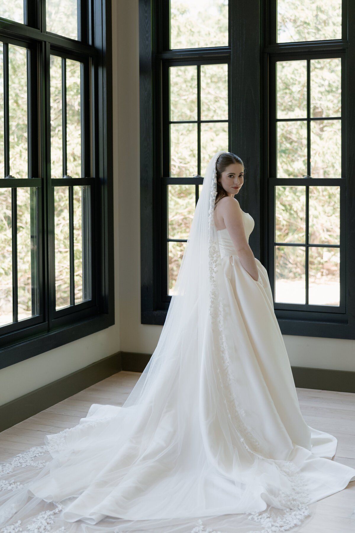 Grace & Ardor Co. East Coast Wedding Engagement Photography Pennsylvania New York City New Jersey Timeless Bold Art Direction Editorial Erin McGeever Lake House Inn-5