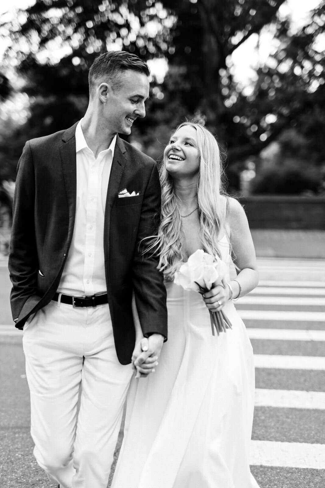 Stylish Central Park Engagement Photography 10