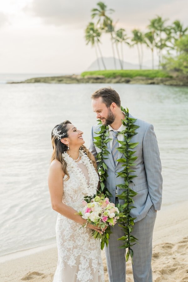 Oahu vow renewal photos on the beach