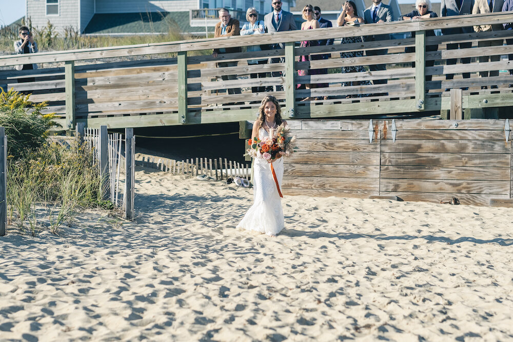 finer-points-coastal-kitty-hawk-pier-wedding00006