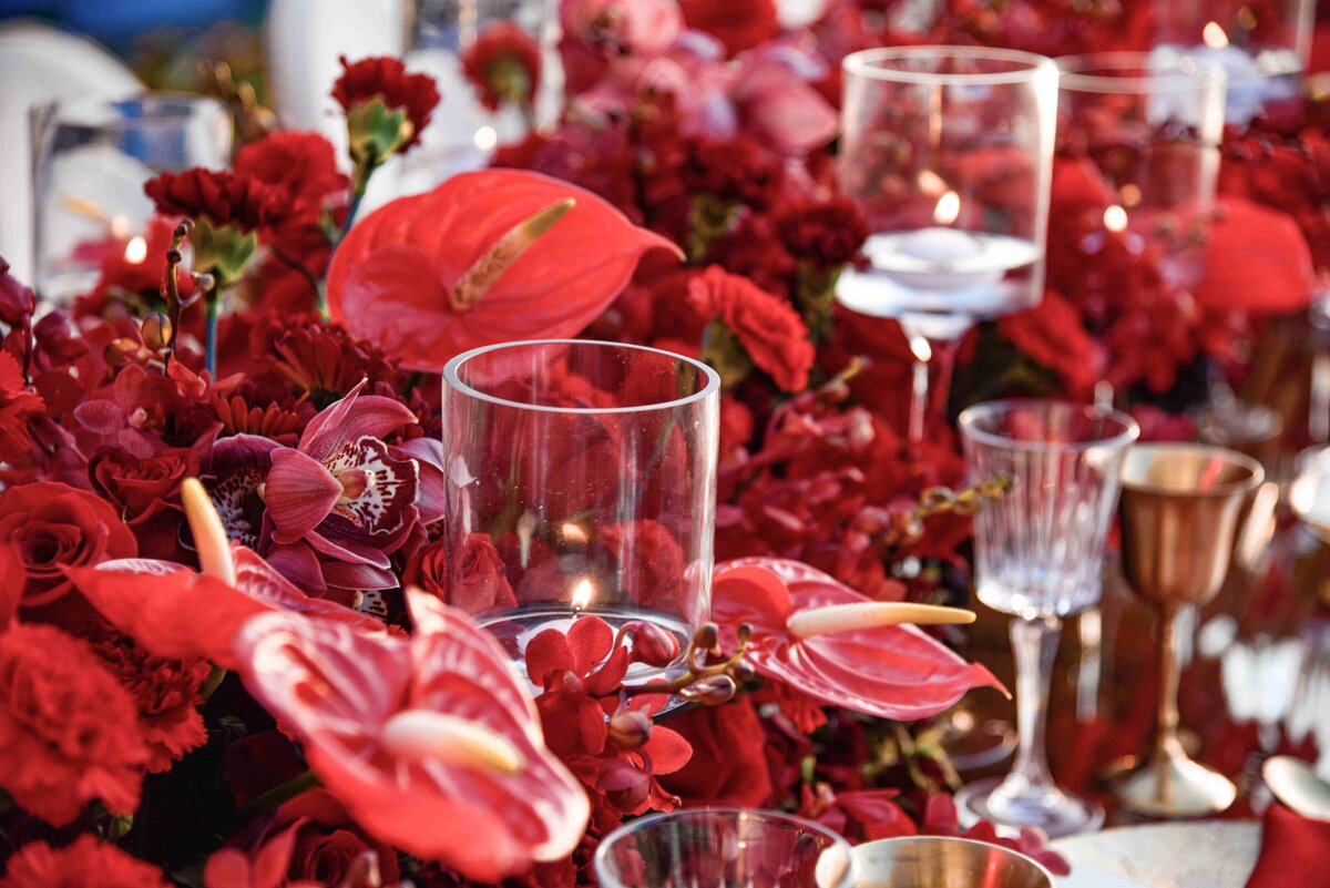 rock-your-event-wedding-styling-planner-designer-dubai-UAE-red-gold-coastal-luxury-wedding