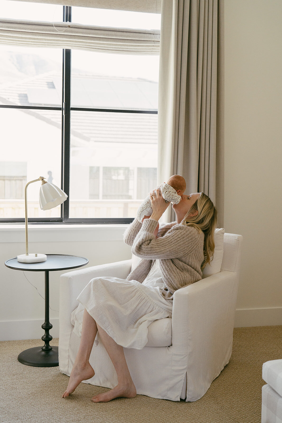 in-home-newborn-family-lifestyle-photos-by-samantha-anne10