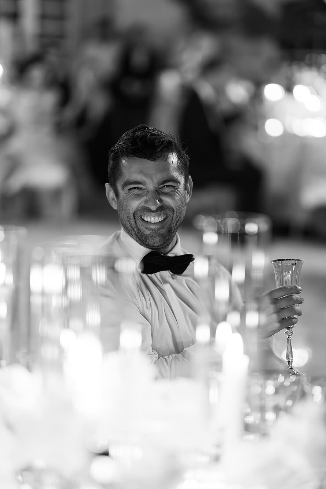 Guest-at-riviera-wedding