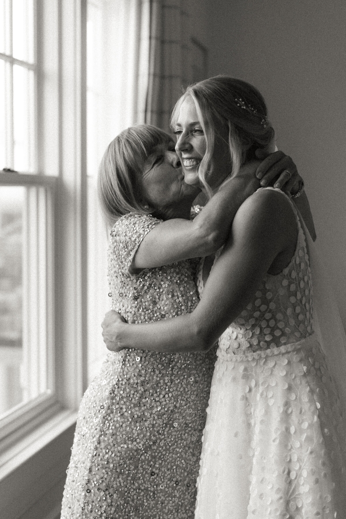 AllieJenningsPhoto-LawrenKyleWedding-SNEAKPEEKS-31