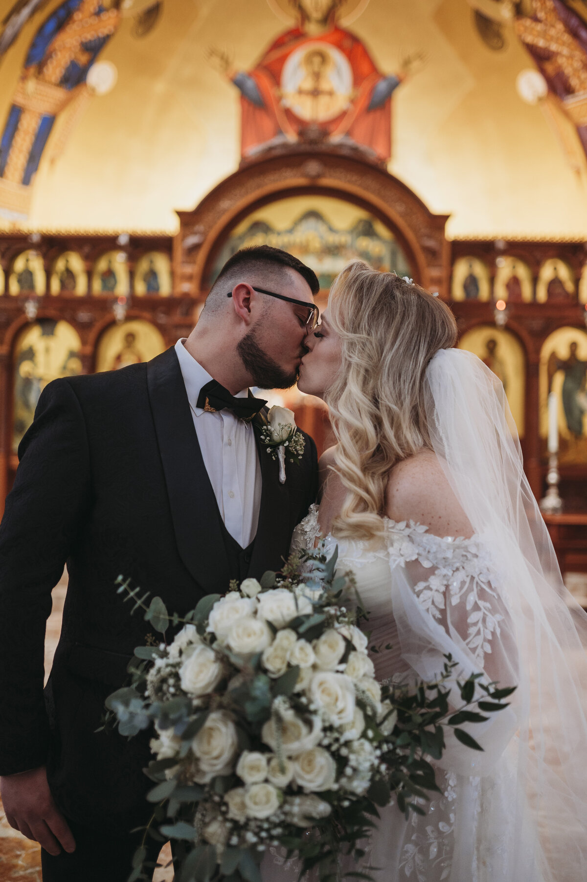 Greek Orthodox wedding, sterling heights michigan wedding photographer