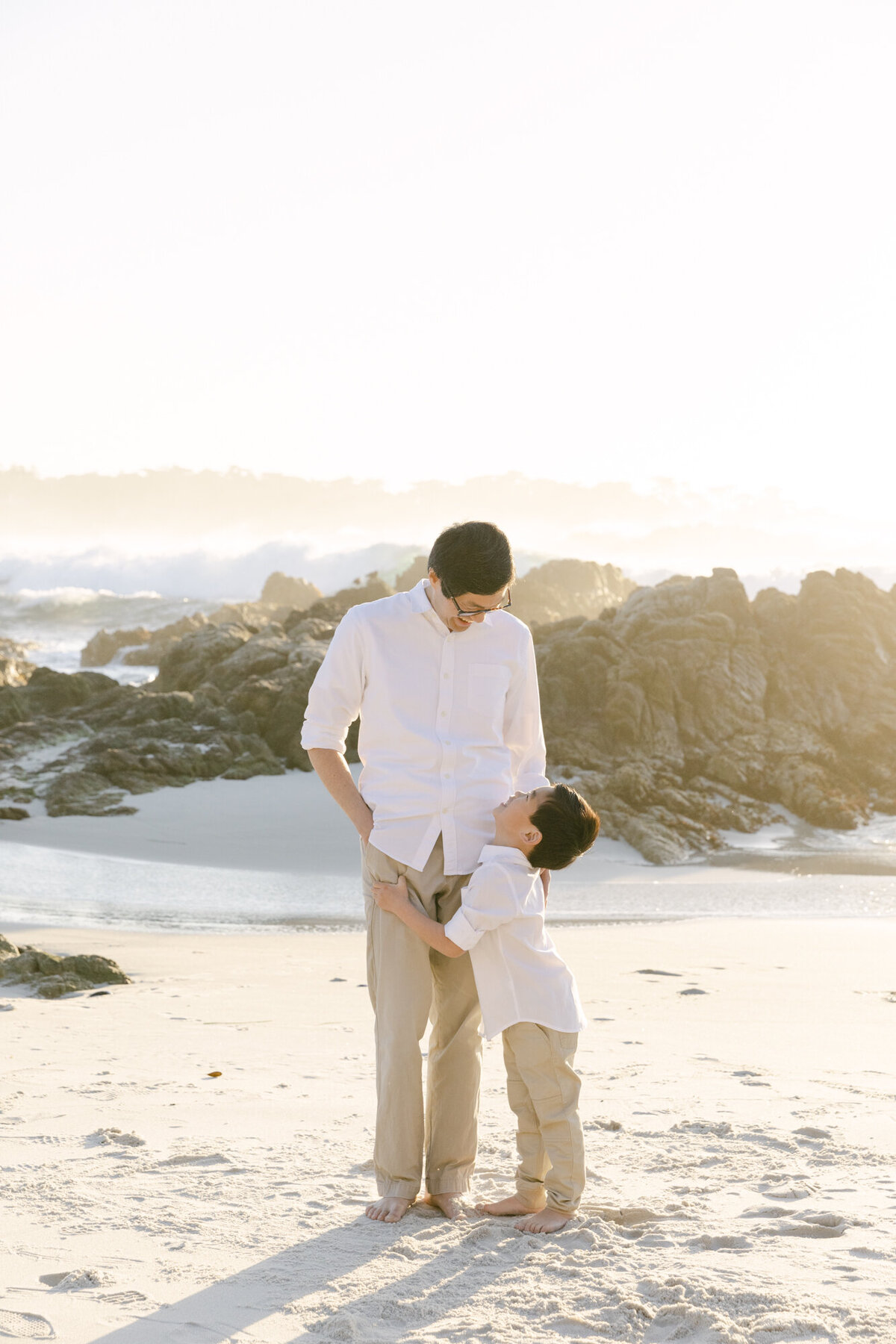 PERRUCCIPHOTO_PEBBLE_BEACH_FAMILY_MATERNITY_SESSION_9