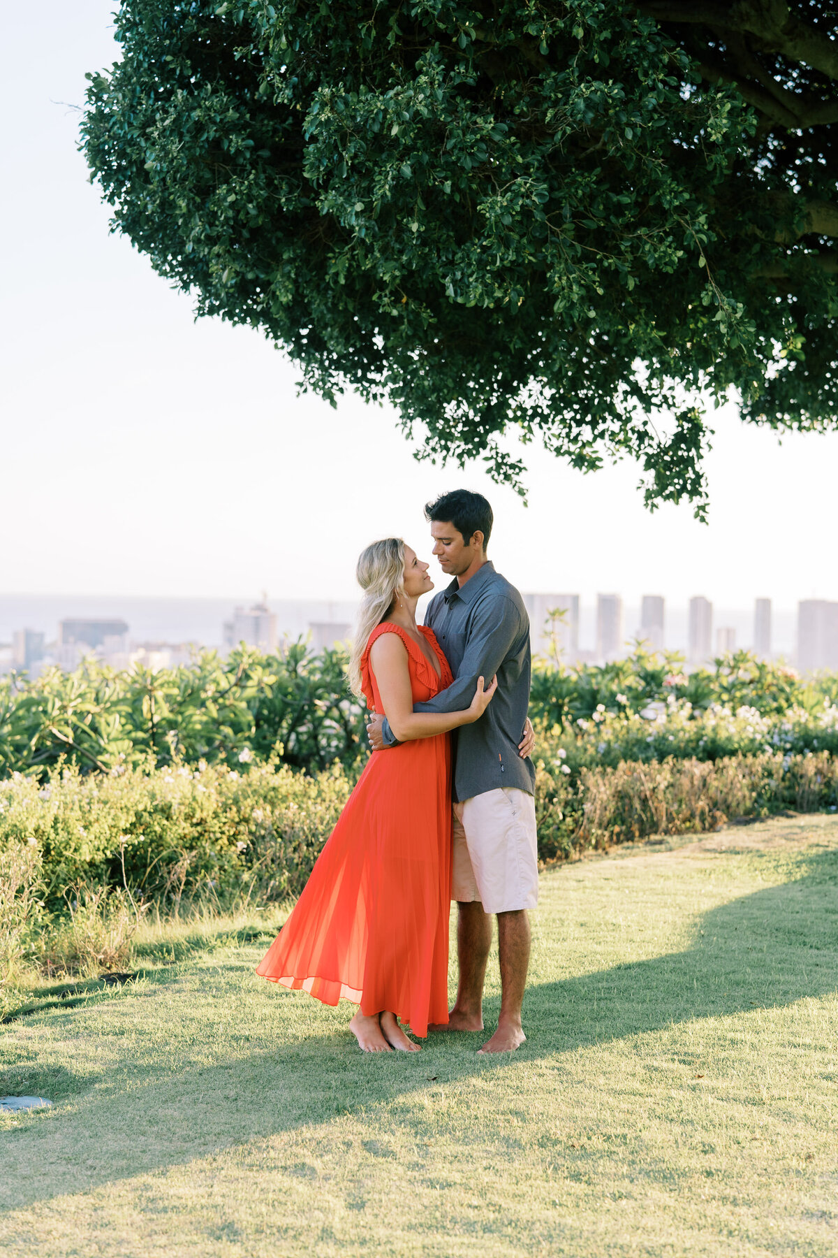 oahu-engagement-session-private-estate-31