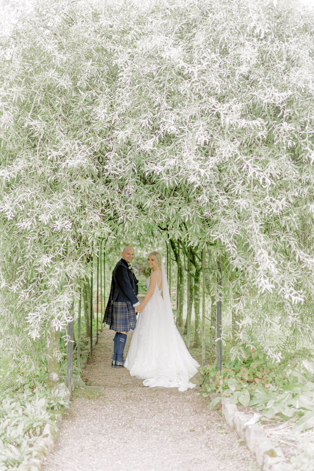 Newhall-Estate-wedding-photographer-scotland-JCP_8227