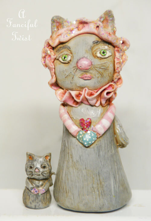 nellie-meowskowitz-and-kitten-tilly-front