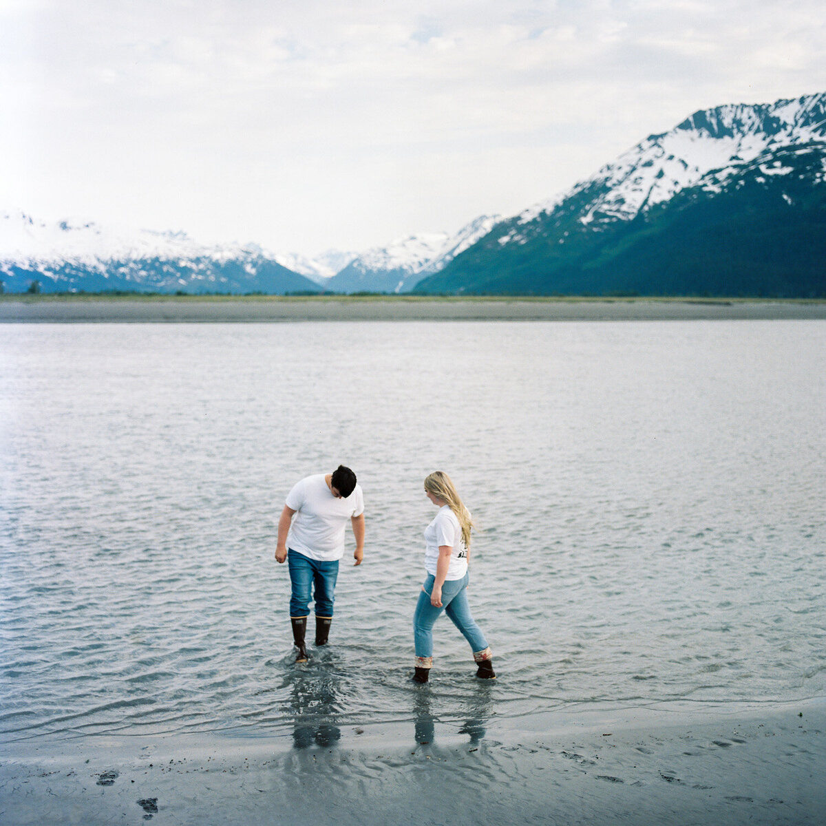 Turnagain-Arm-Alaska-Engagement-Photography-1323