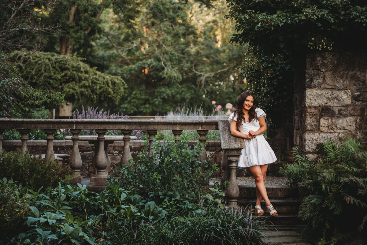 Celebrate your high school journey with stunning senior portraits in Fairfield County. This session captures the essence of your personality in a breathtaking outdoor setting, creating timeless images that mark this special milestone. Book your senior session today!
