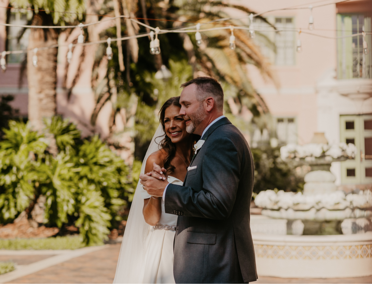 mariah-lacy-photo-the-vinoy-hotel-elope-in-florida-chantilly-chic-celebrations-7