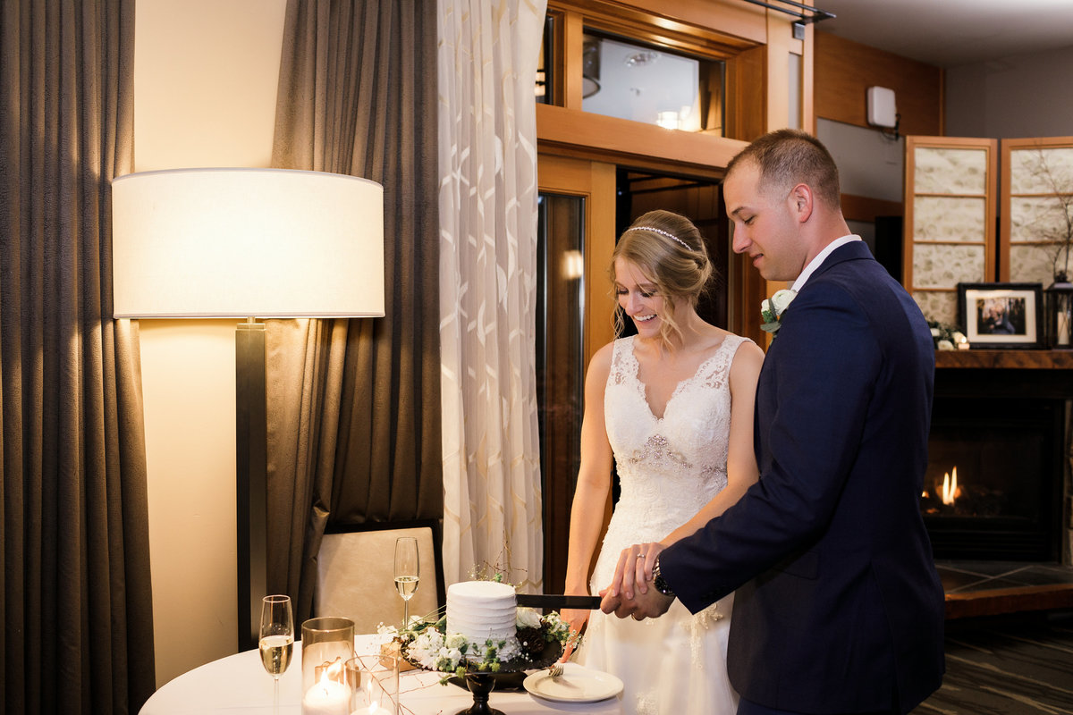 Woodinville-Wedding-Photographer-Willows-Lodge-104