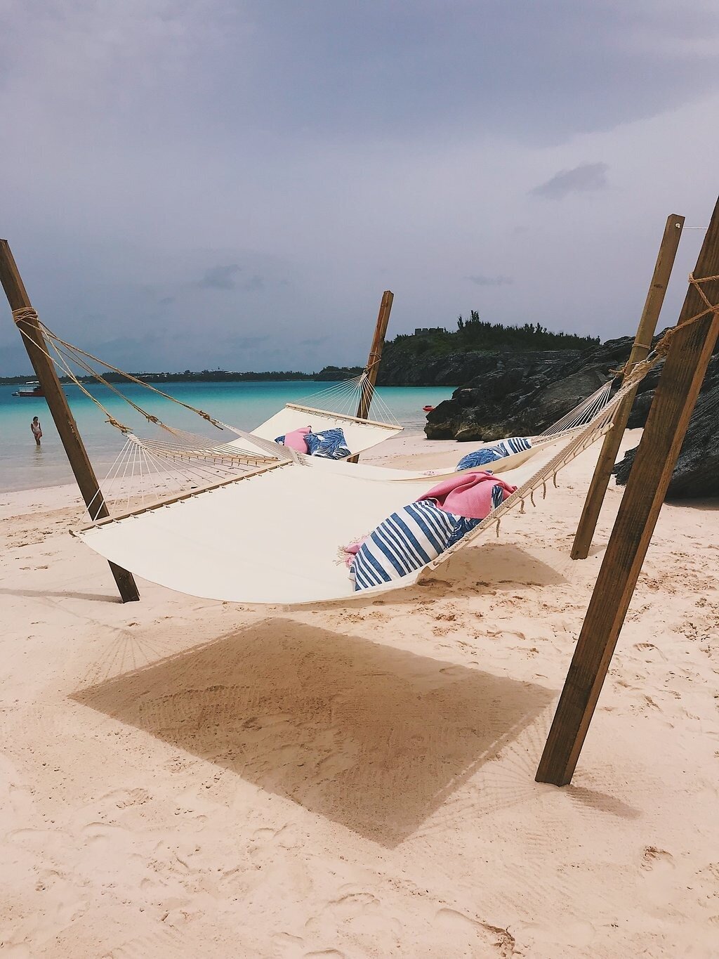 Revolve-Beach-Party-Bermuda-Island-Dasfete-3