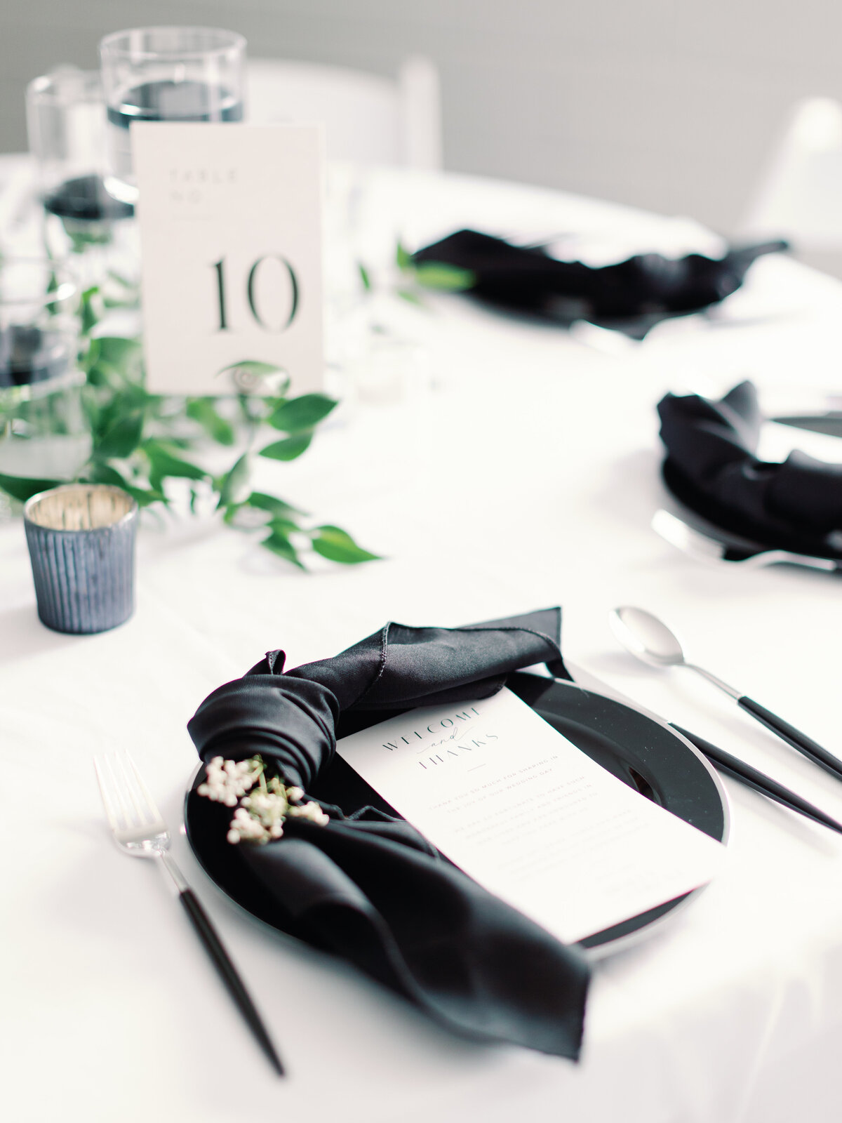Meraki Design Wedding and Event Floral Studio Florist Wedding Flowers Full Service St. Louis Destination Luxury Floral Design Florists Designers Personal Unique Emily-Christisen-Meraki-Elder-Wedding-05