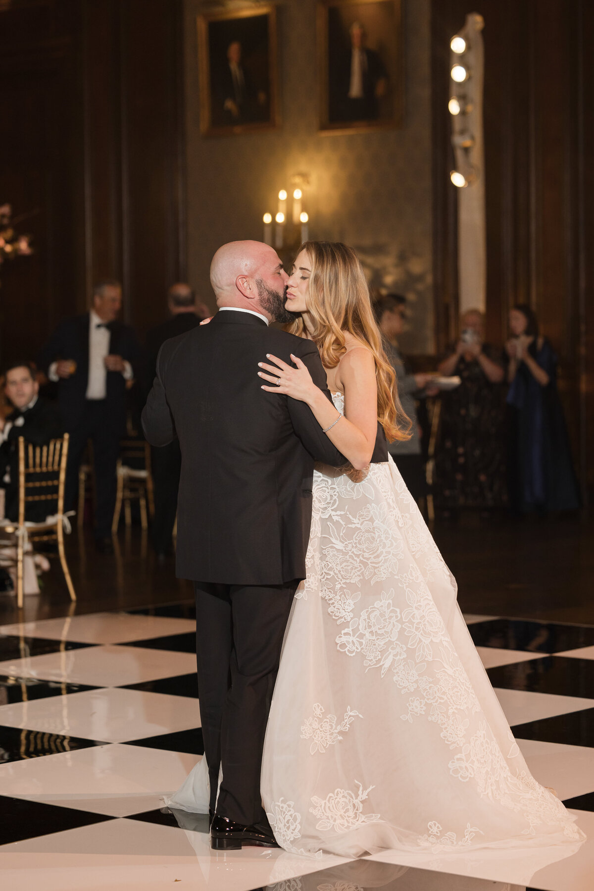 philadelphia-union-league-luxury-wedding-81