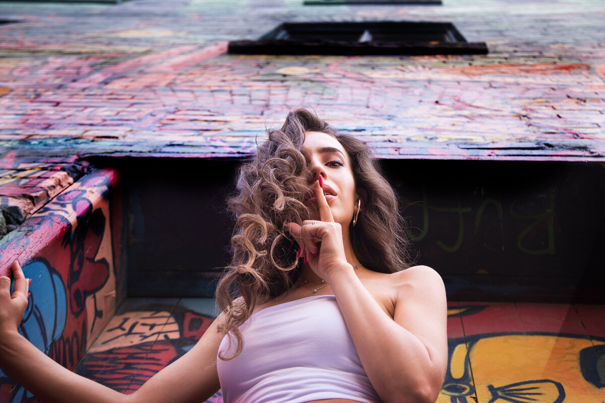 23 Graffiti alley vlog coming-1