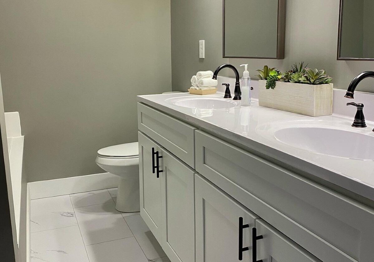 hail bathroom