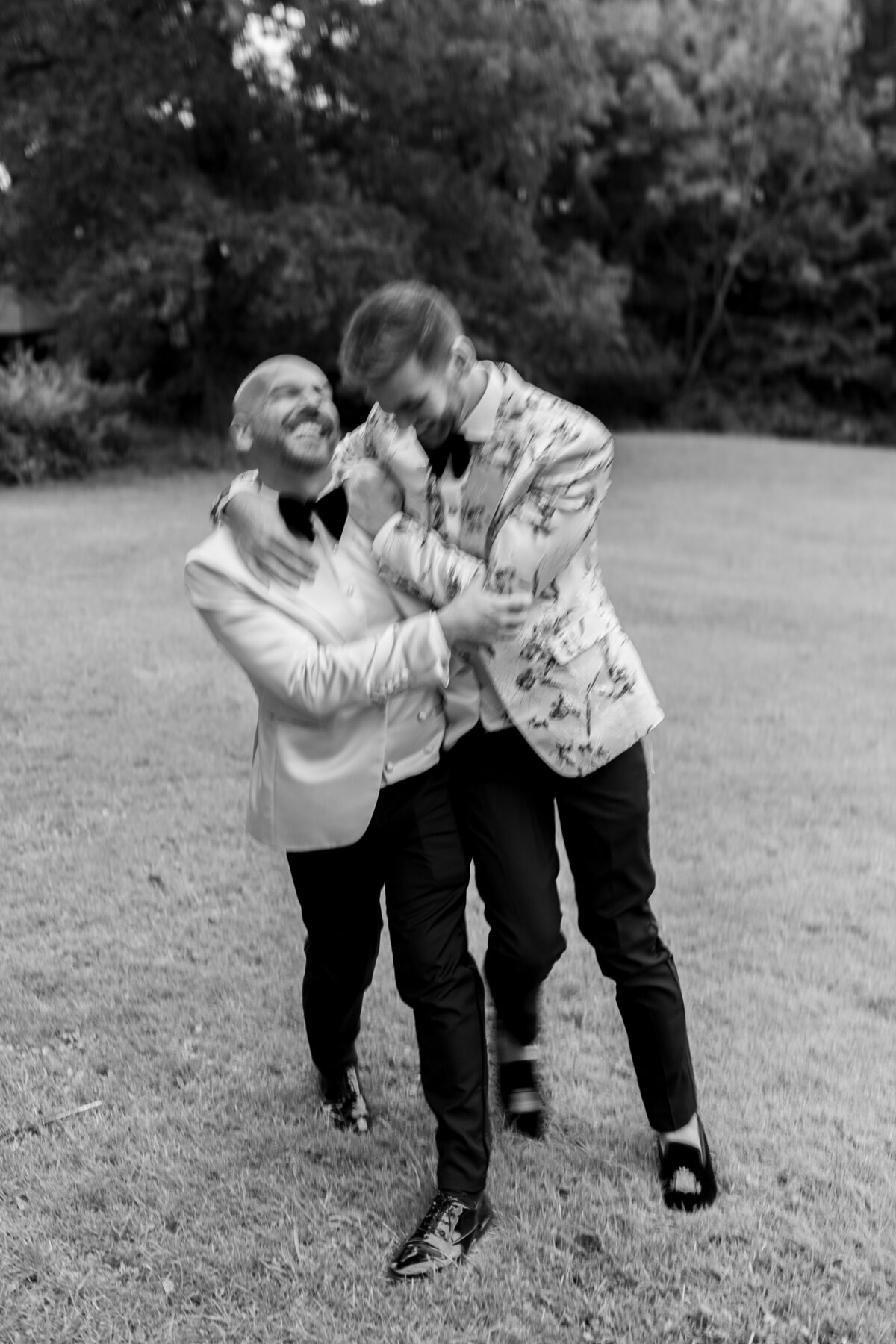 Editorial couple portrait at Orchardleigh Estate