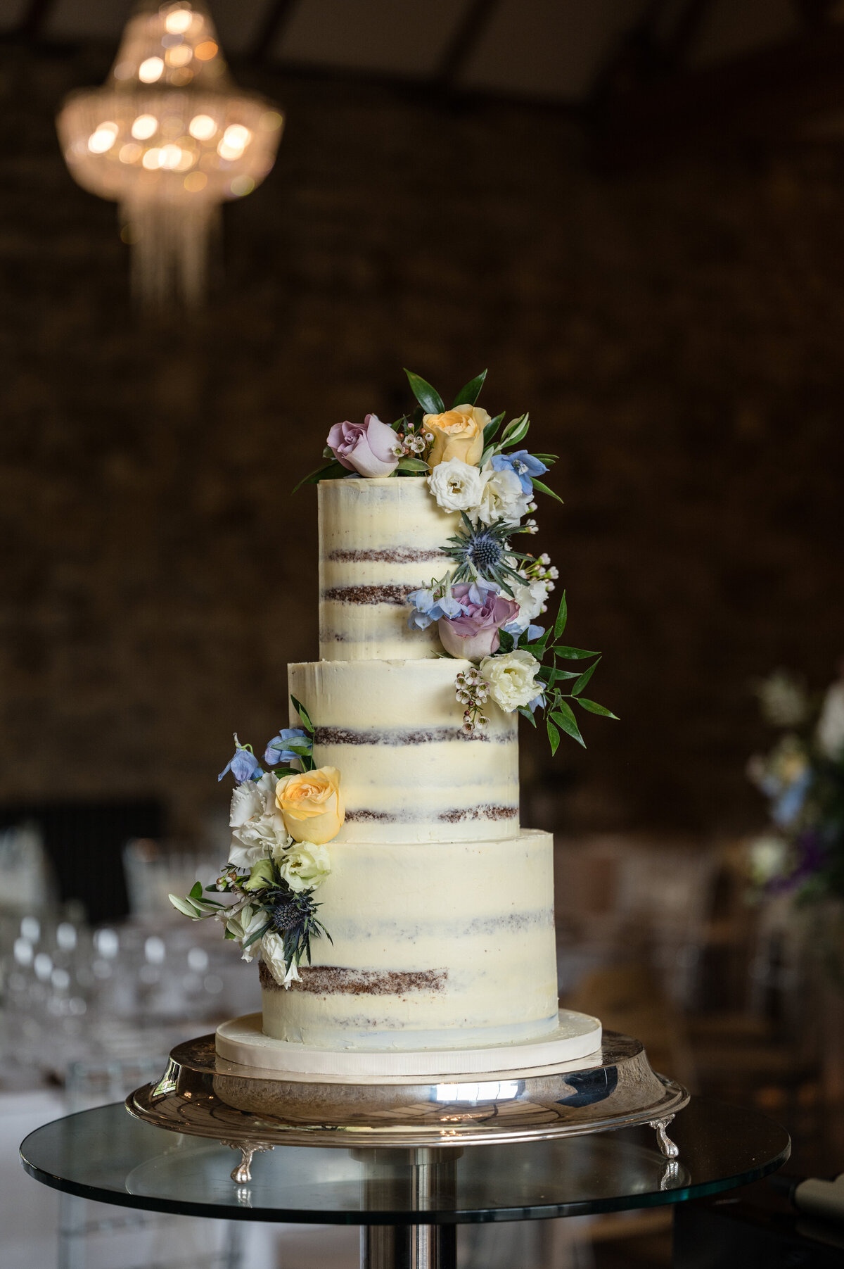 Notley-Abbey-wedding-photography-1095