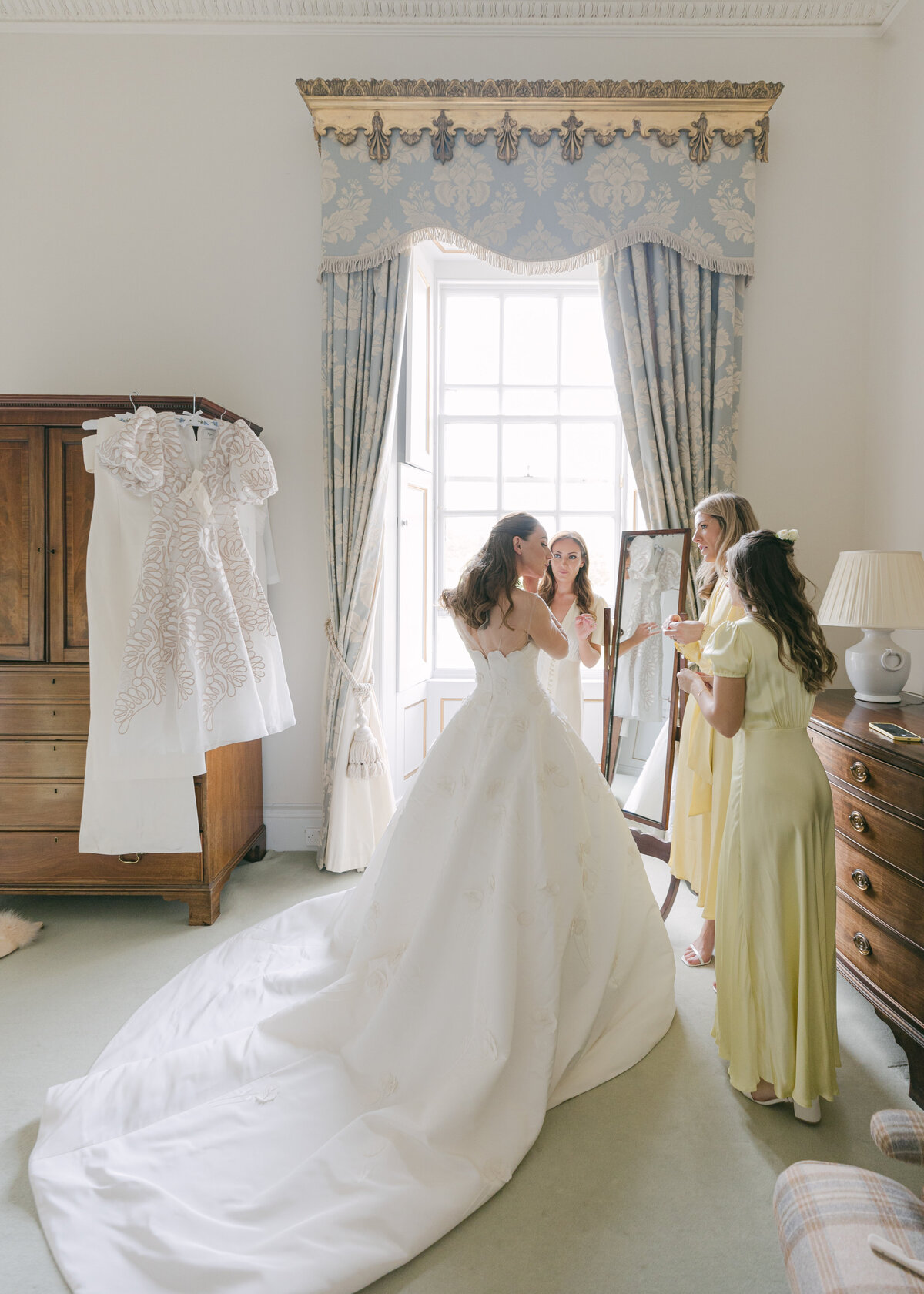 Corrie-Wilf-Wedding-Yester-Estate-Chloe-Winstanley-Photography-079
