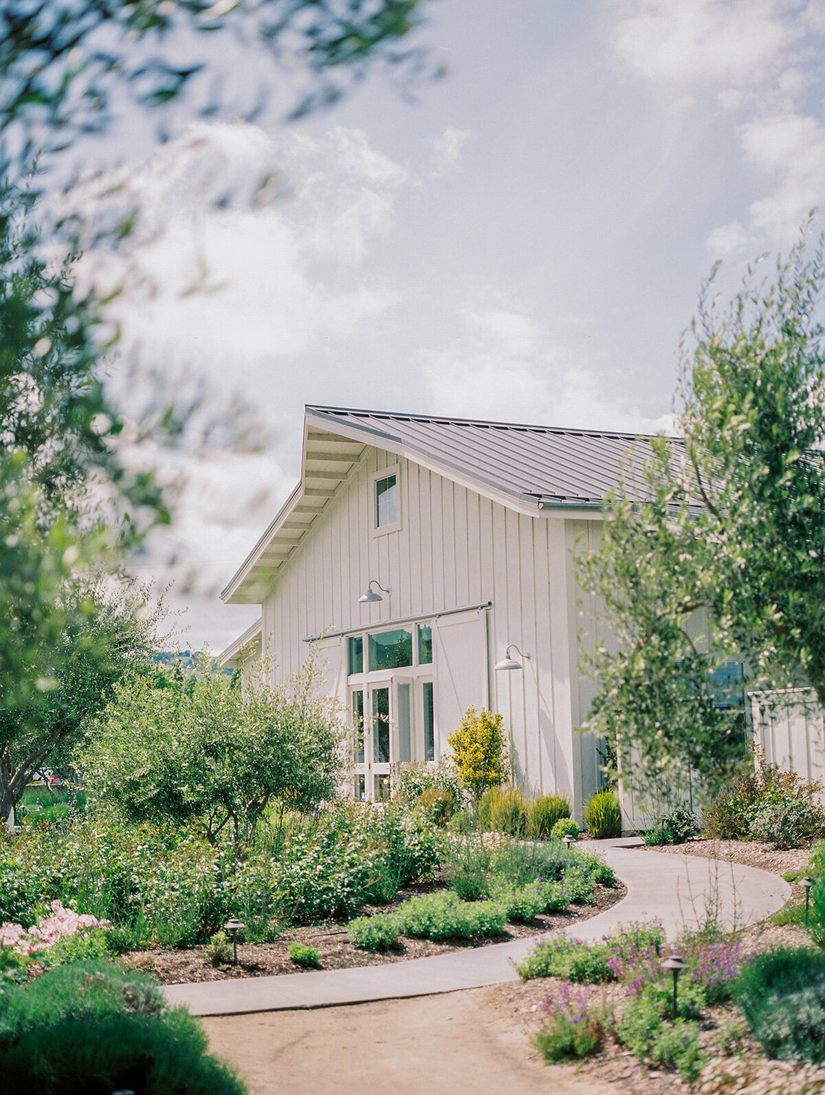 Luxury-Wedding-The-Barn-at-Harrow-Cellars-Sonoma-CA2