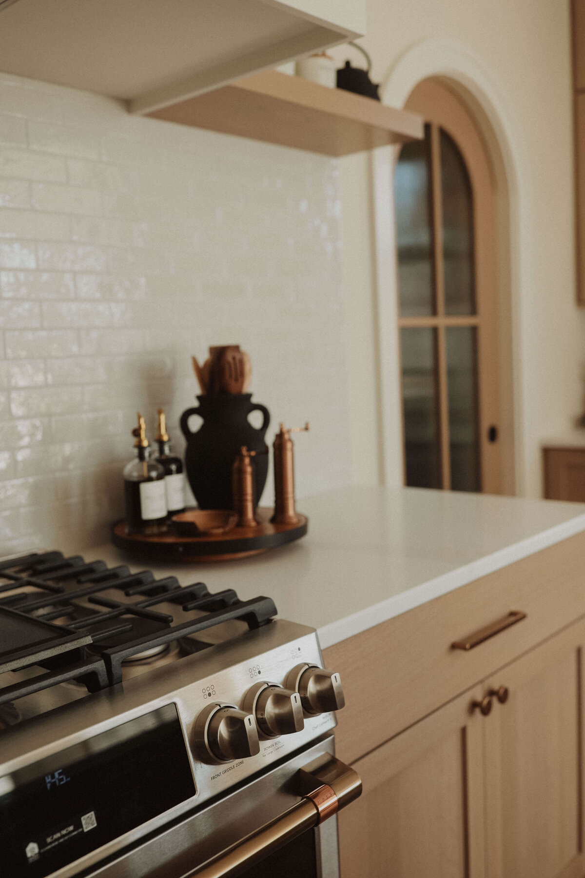 9632-Kitchen-Polk-City-Central-Iowa-Custom-Home-JRL-Builders-3F1A7830
