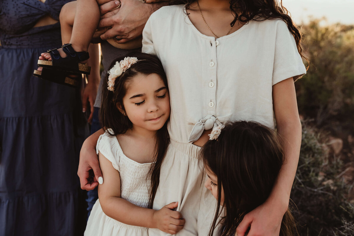 close-up-images-during-family-session