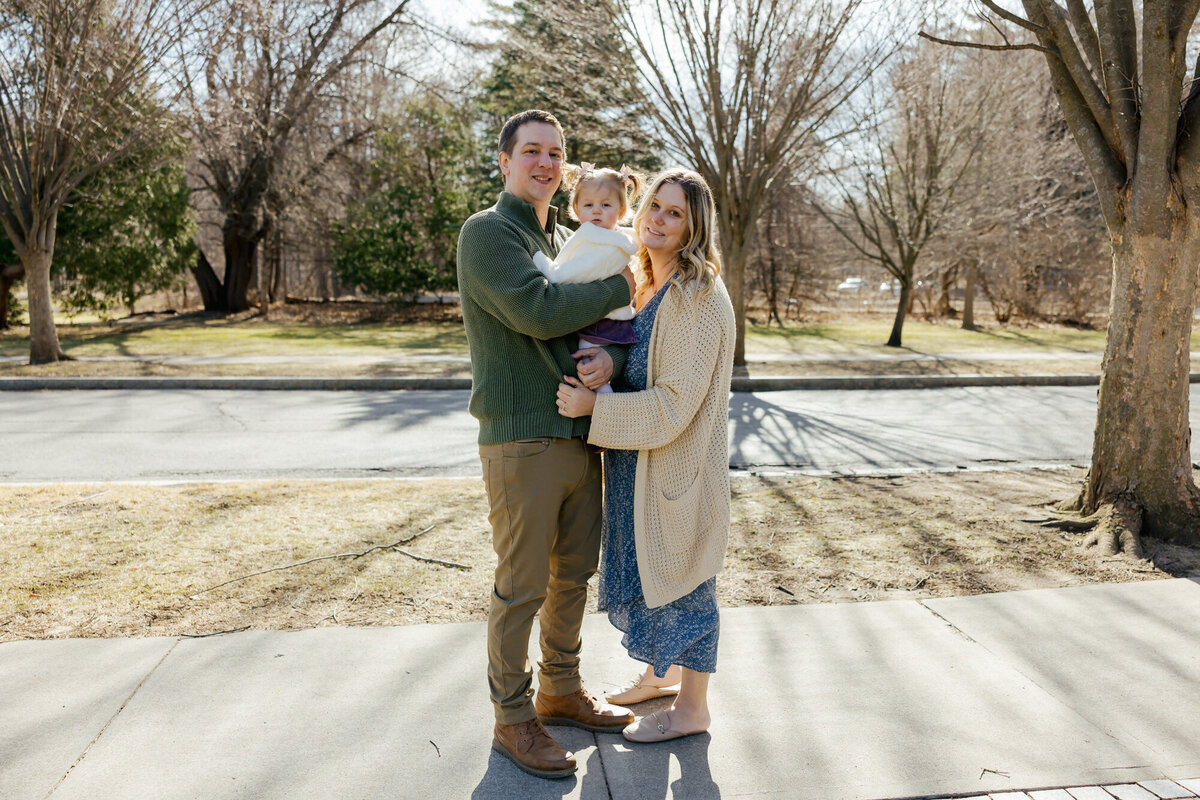 Schenectady-Central-Park-Family-Photos-Tiny-House-Photo-4
