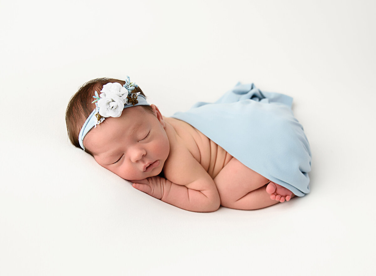 Best-affordable-simplistic-posed-newborn-keller-dfw-baby-newborn-photographer-6681E