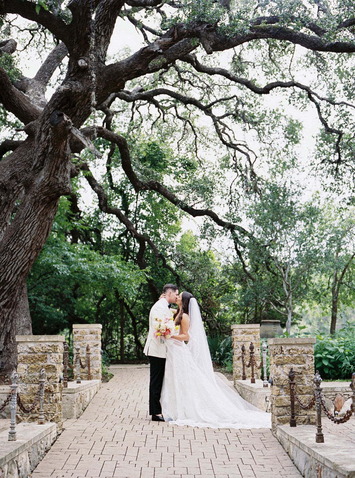 Diana-Brewer_Emily-Calvin_Film-35