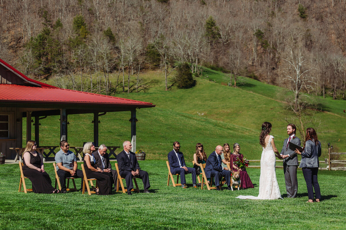 Claxton-Farm-NC-Elopement-21