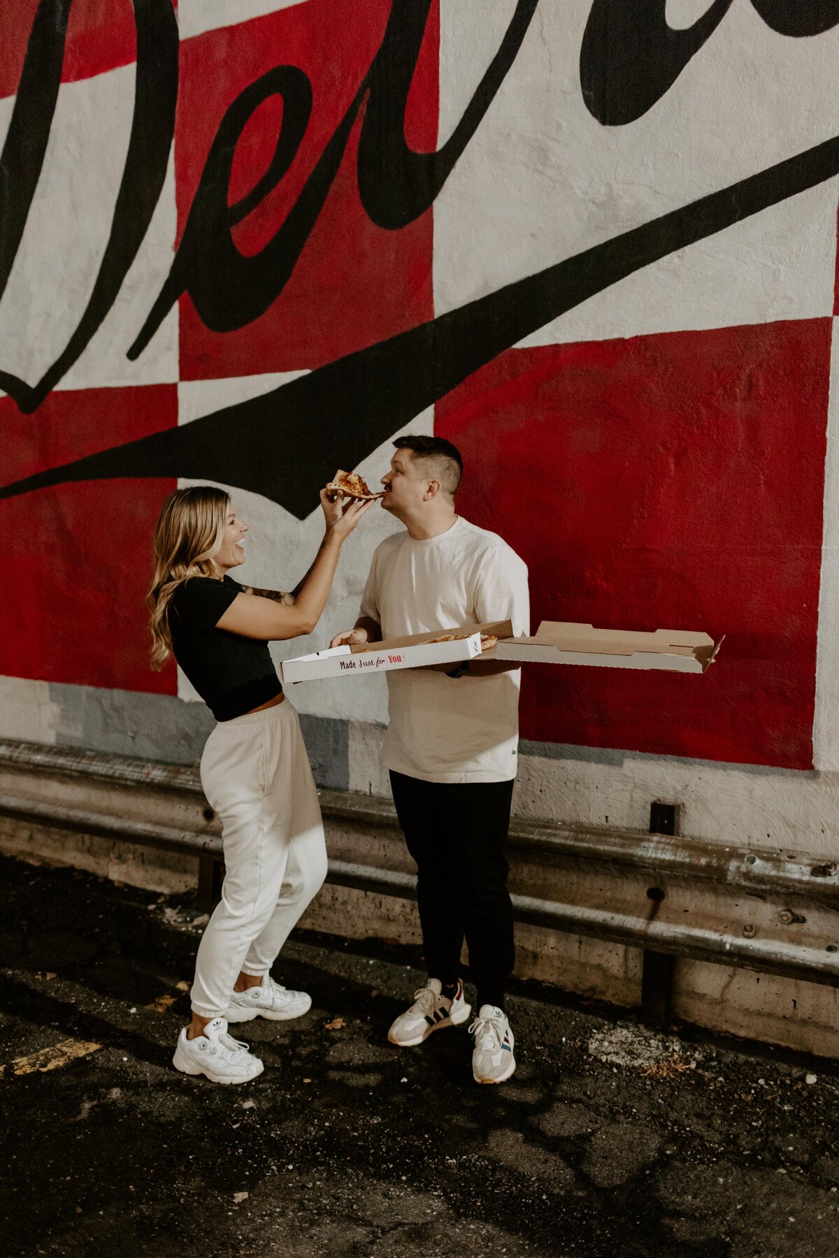 The-Smiths-Wedding-Videography-Retro-Photoshoot-Molly-Grunewald-Photography-76