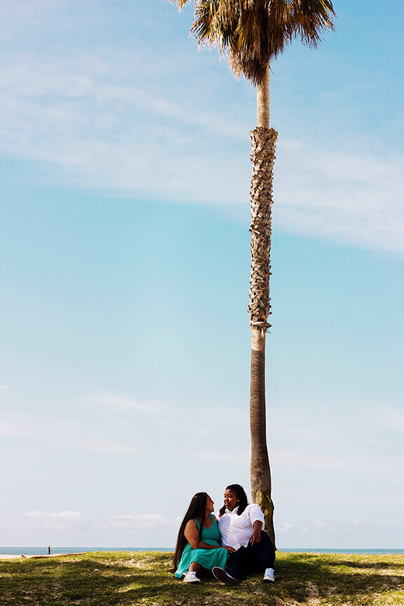 venice-beach-boardwalk-engagement-lgbtq-lesbian-couple-katie-chavarin-photography-2921