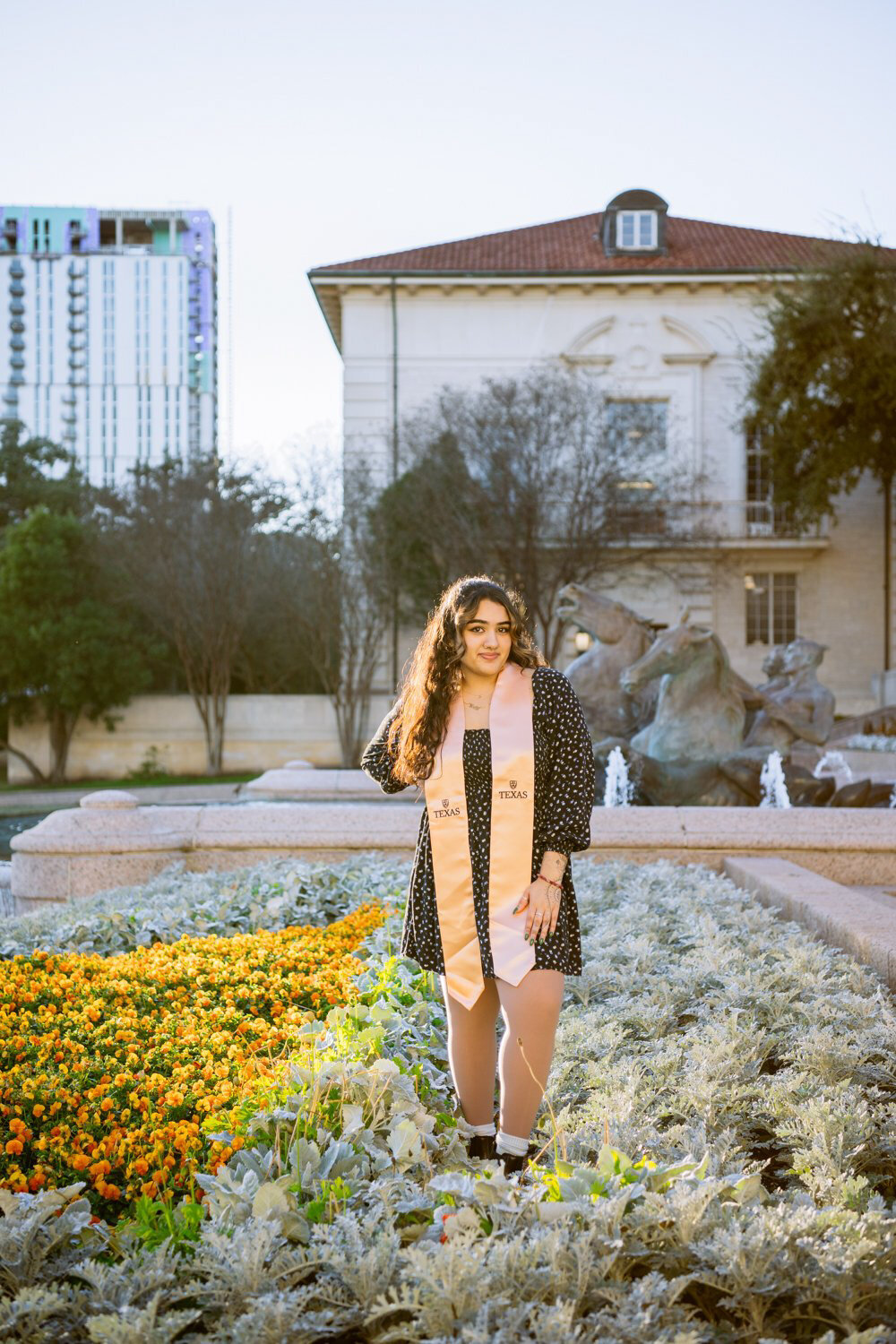 UTaustinseniorphotographer.katharris-port-30