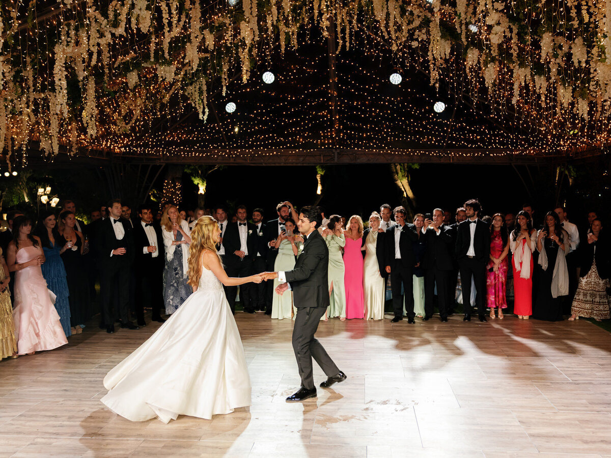 Chic-Island-Art-And-Taste-The-Residence-Wedding-112