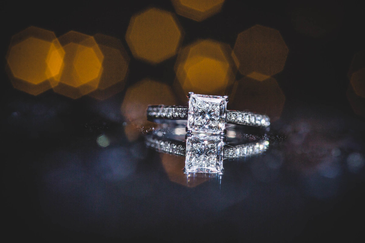 Close-up macro photographs of the wedding rings