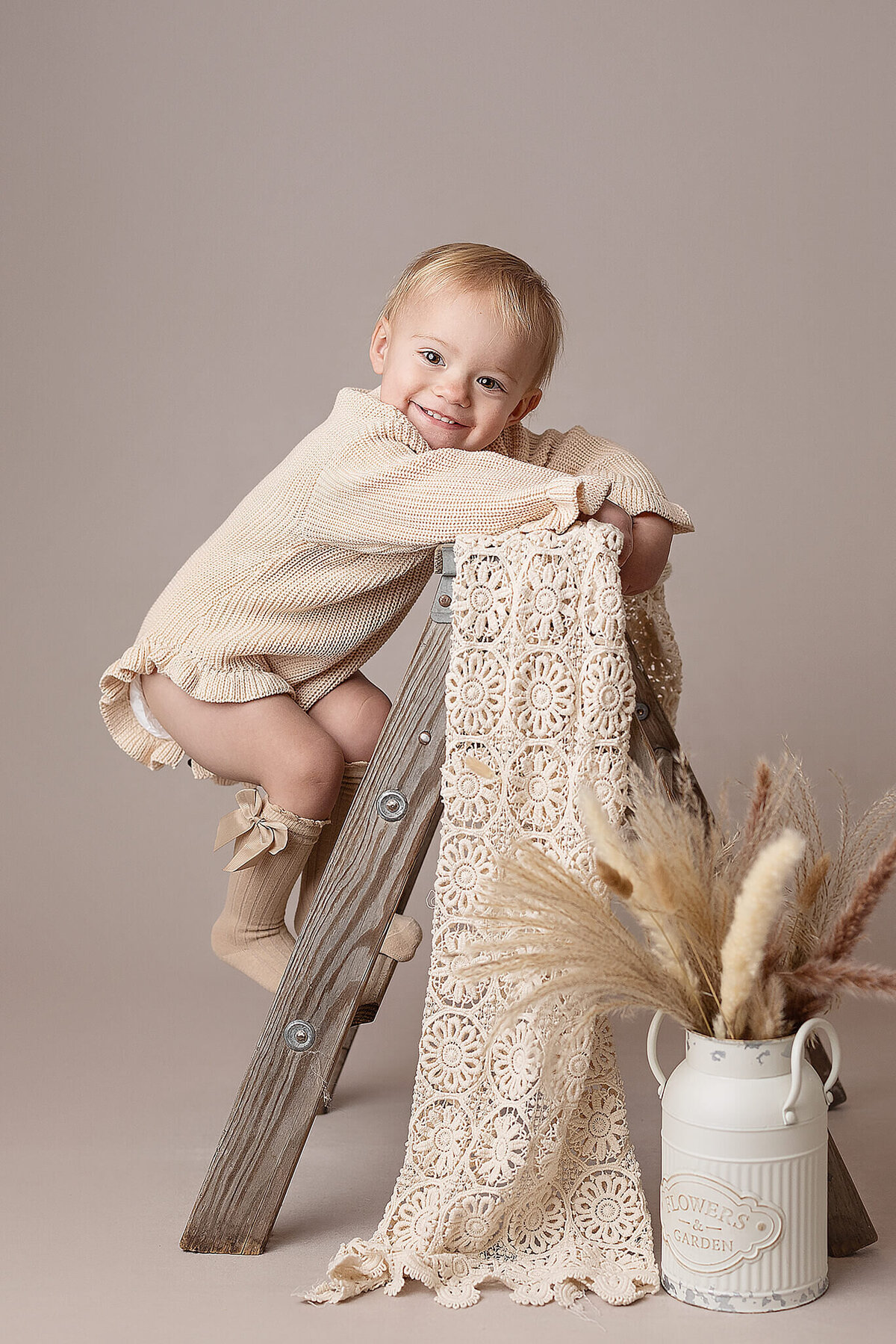 Toddler girl photo session at Jennifer Brandes Photography.  Baby pictures in Southern Minnesota.