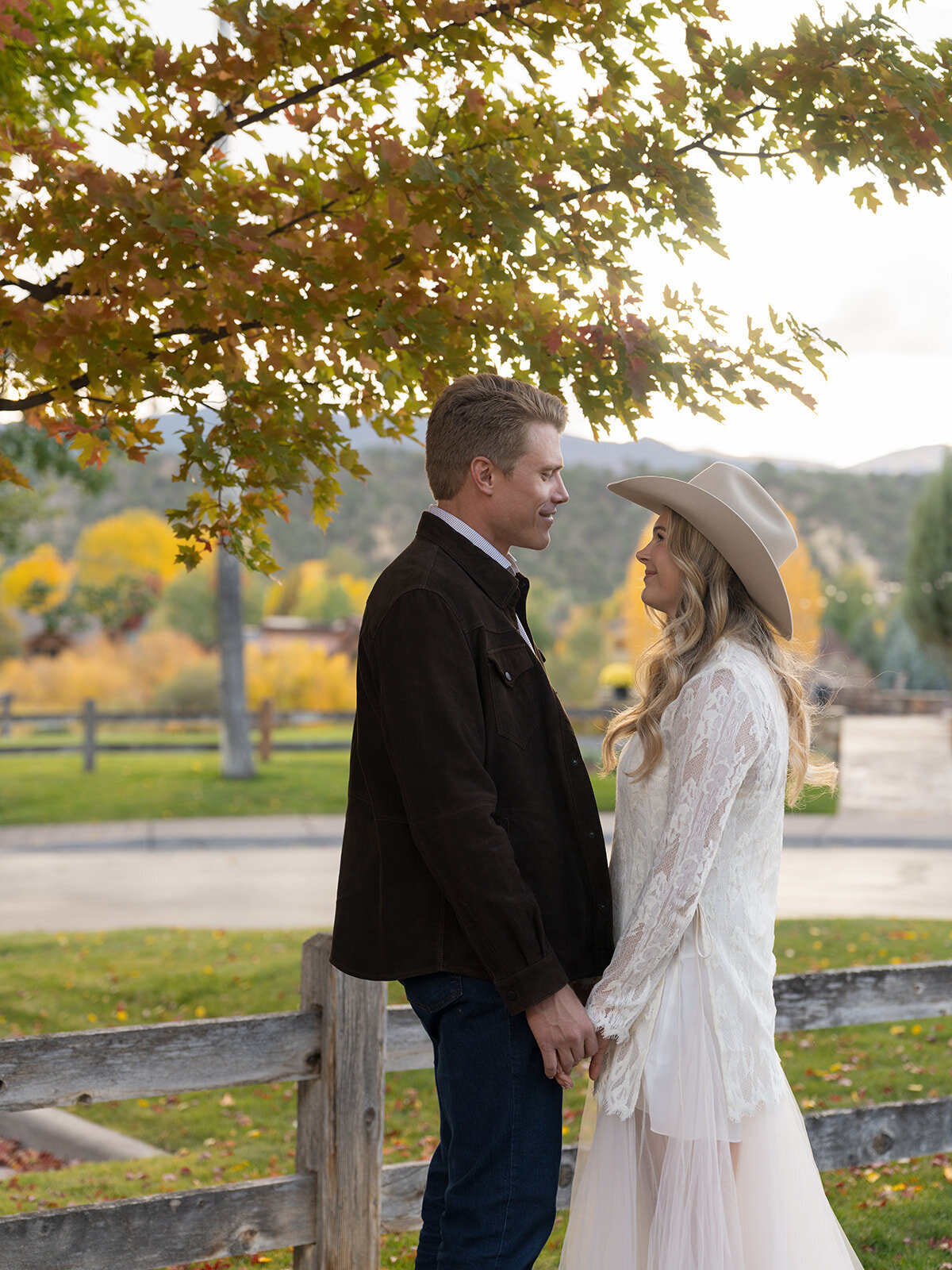 Lauren & Seth Digital Preview-36