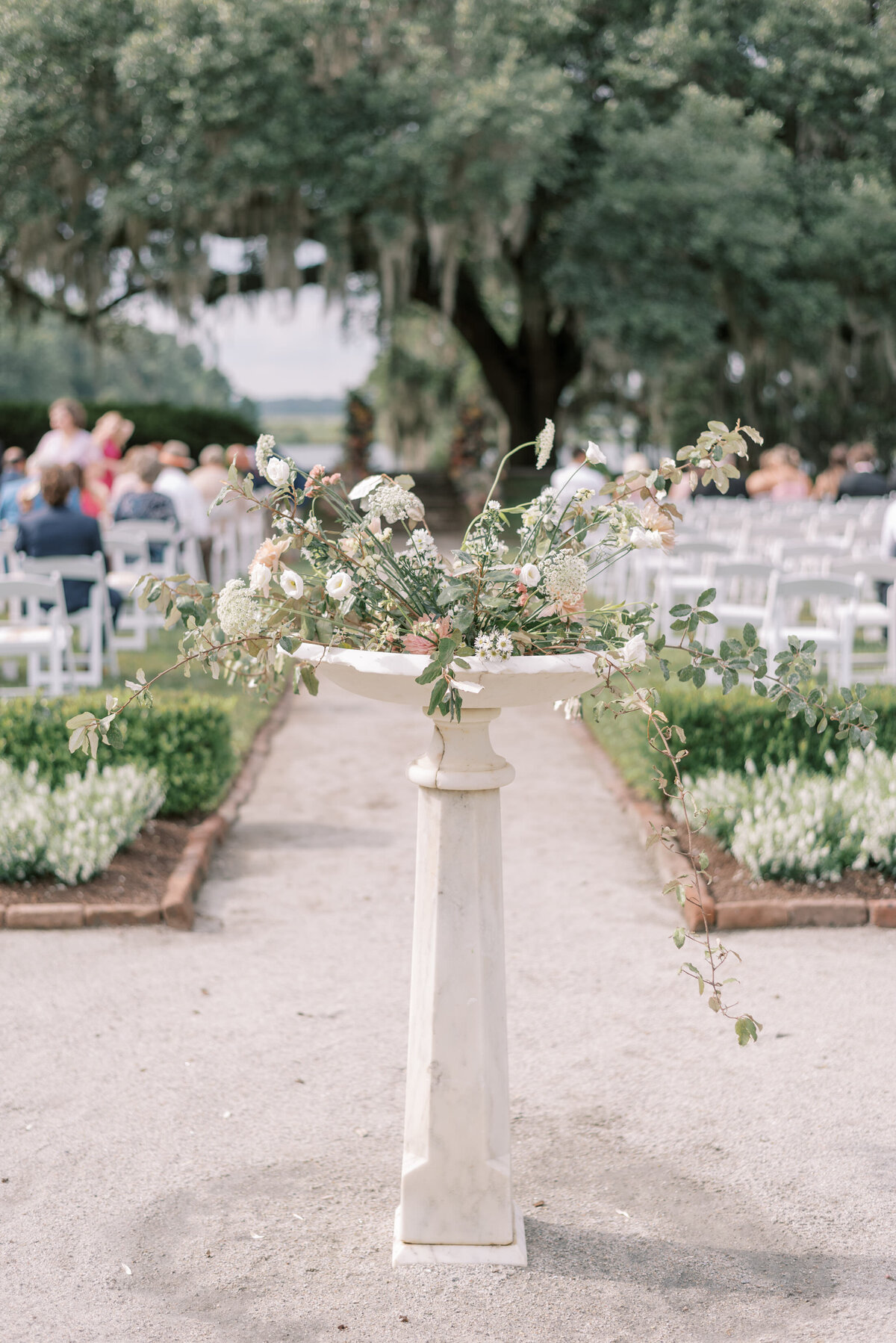 Spring Wedding at Middleton Place in Charleston (1)