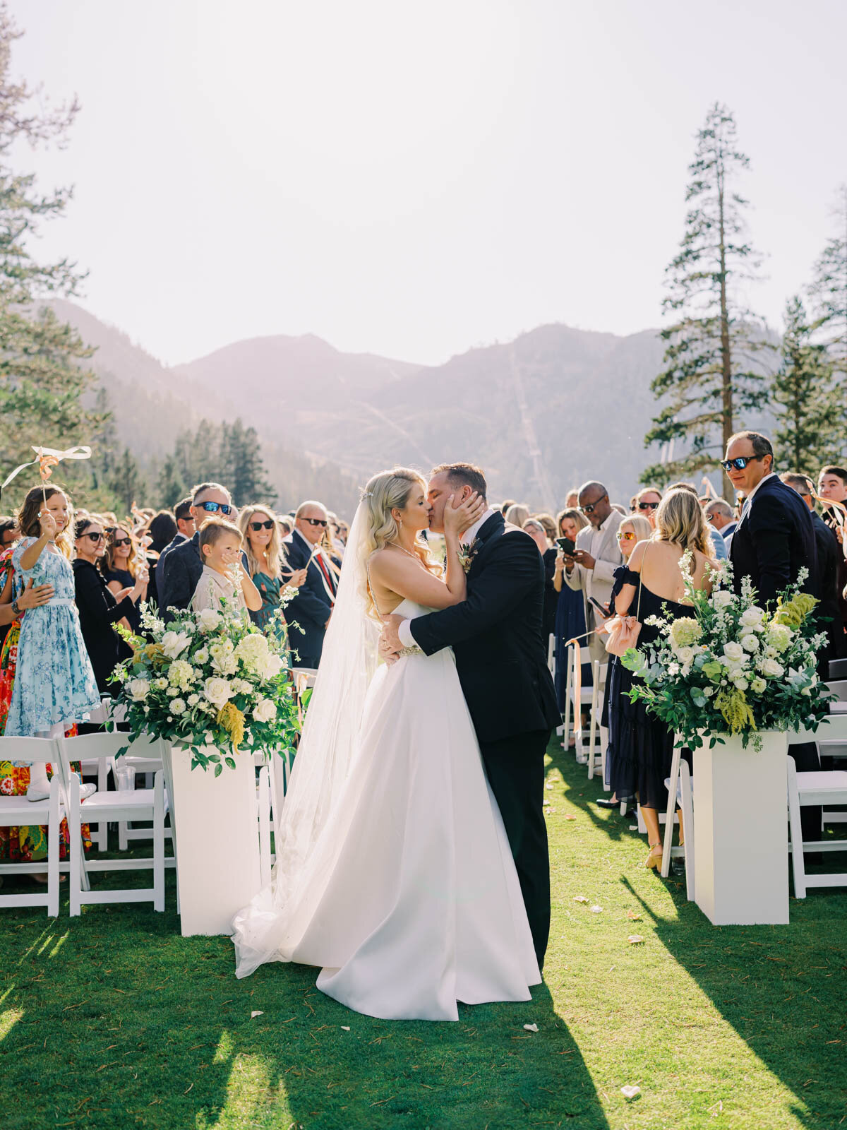 Lake Tahoe Mountain Wedding at Everlibe Resort Ceremony Photos