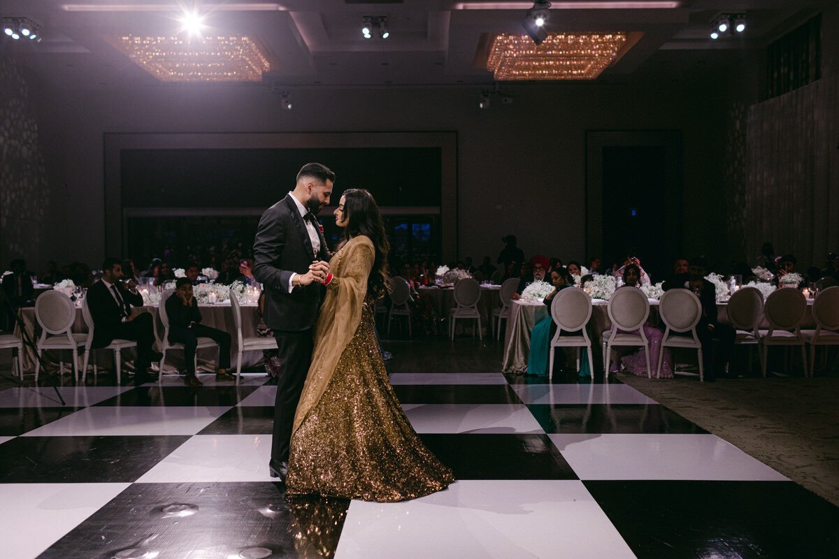 toronto-wedding-photographer-sikh-wedding-reception-031