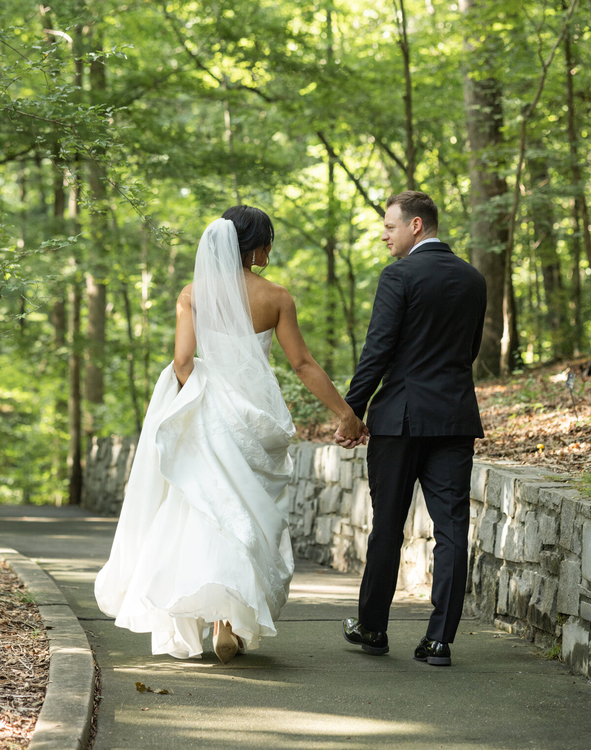 bride-and-groom-at-UGA-State-Botanical-Garden