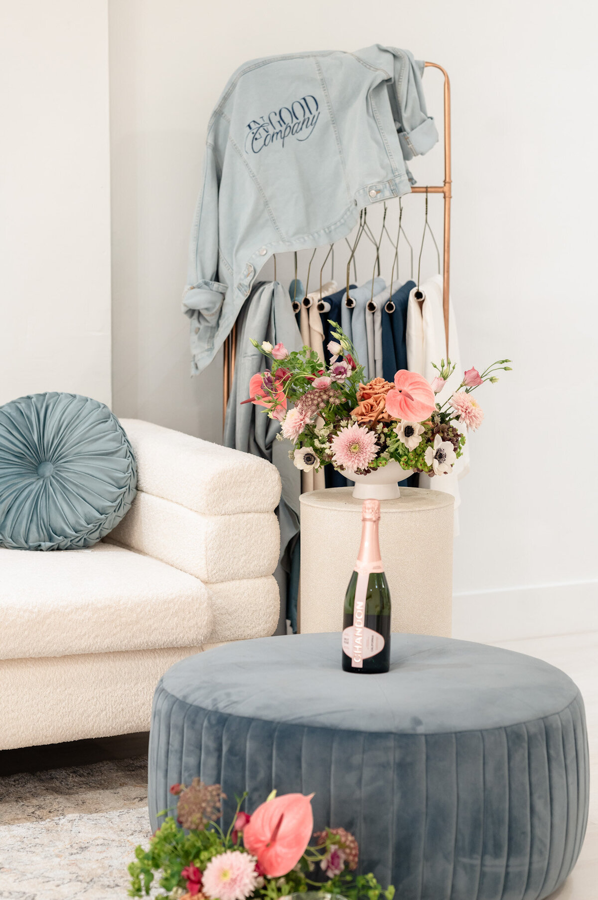 in-good-company-event-planning-portraits-emmiclaire