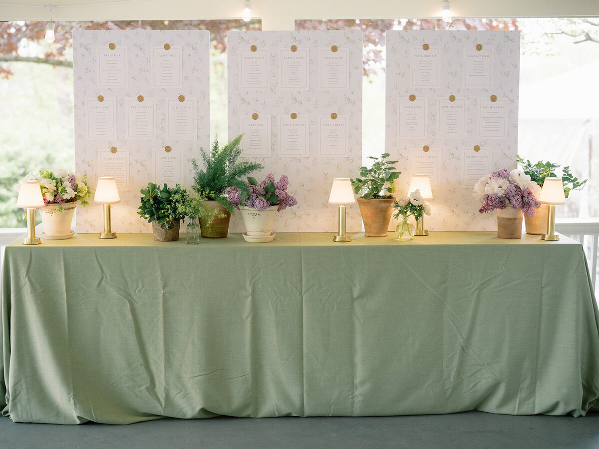Greenery-SEating-Chart-Watercolor-Garden-Wedding