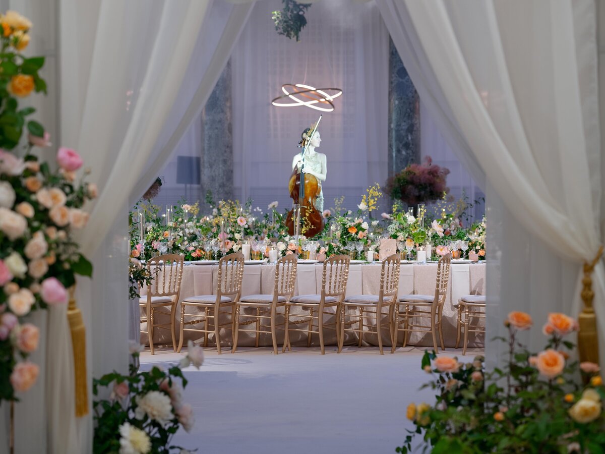 Paris-wedding-florist-Pavillon-Cambon-Floraison38